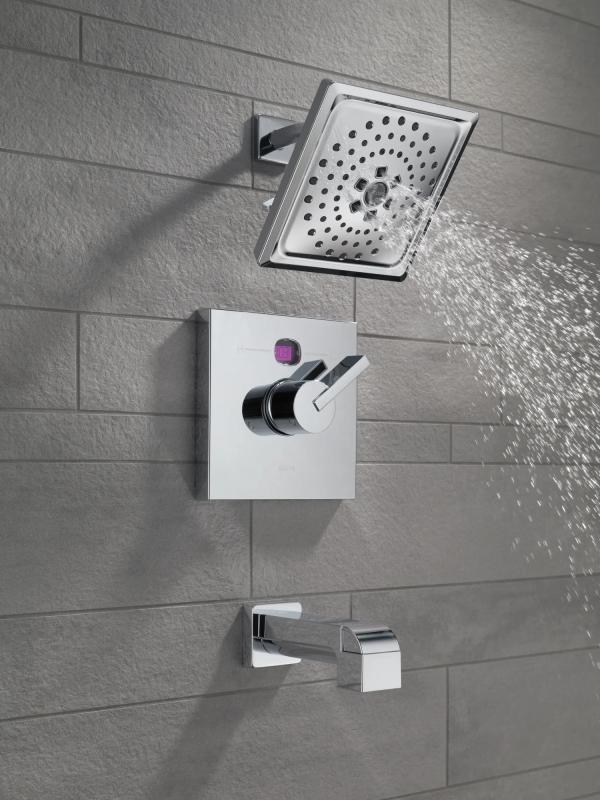 DELTA Ara Tub Spout - Pull-Up Diverter — Chrome