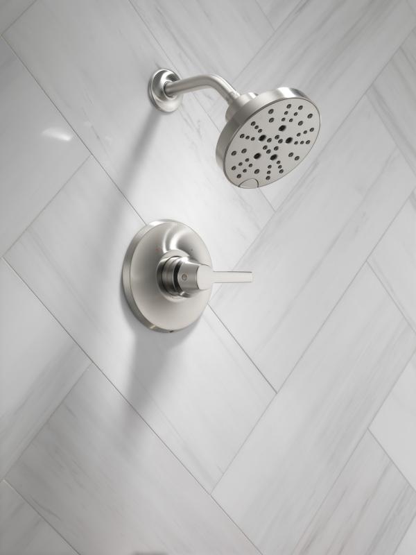 DELTA Universal Showering Components H2OKINETIC 5-Setting Contemporary Raincan Shower Head — Lumicoat® Stainless
