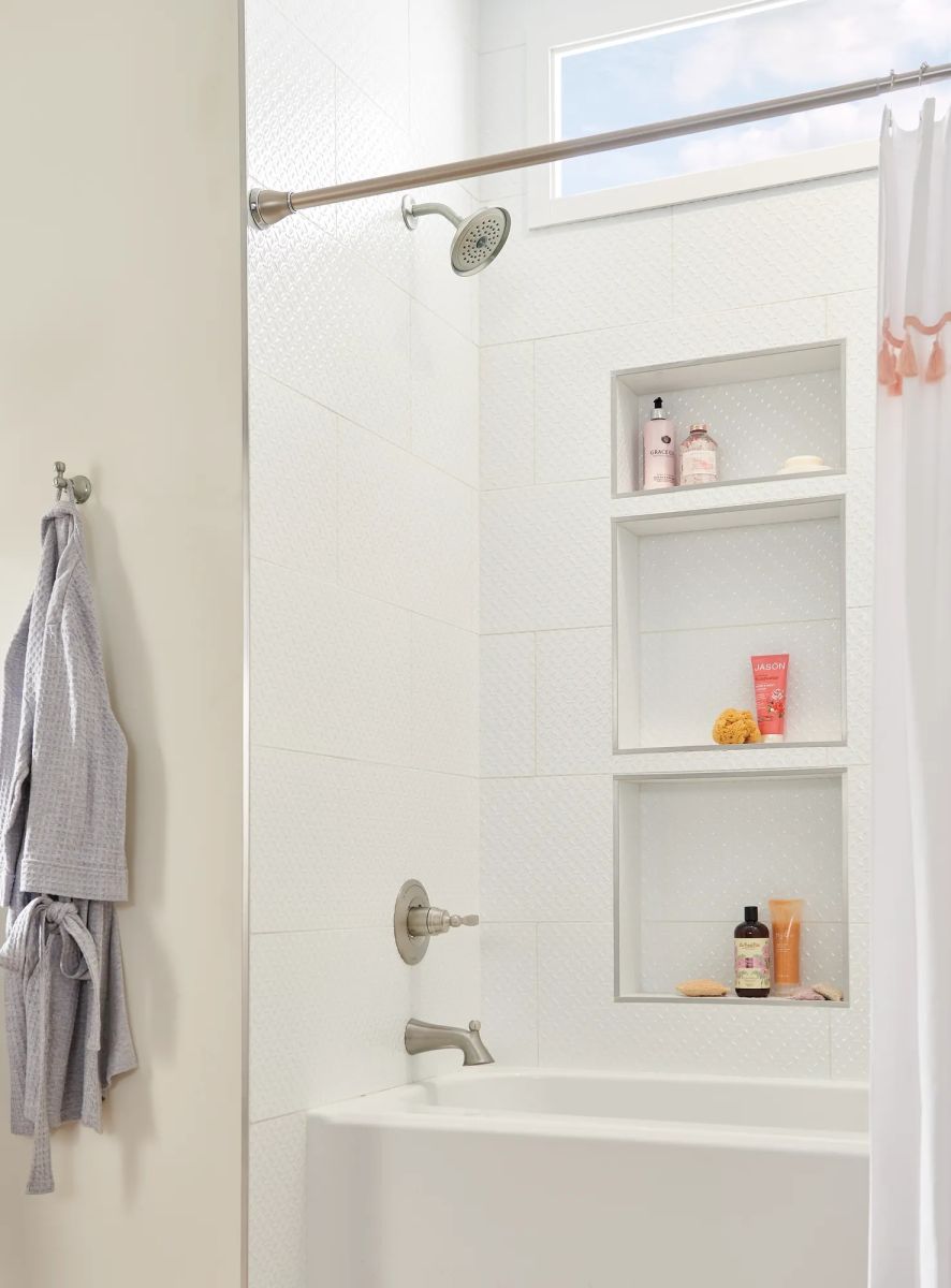 DELTA Woodhurst Tub/Shower Trim — Stainless