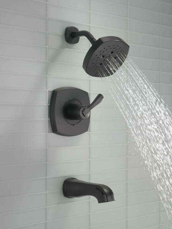 DELTA Stryke 14 Series Tub and Shower — Matte Black