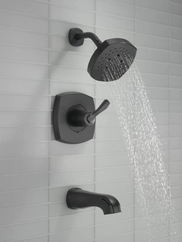 DELTA Stryke 14 Series Tub and Shower — Matte Black