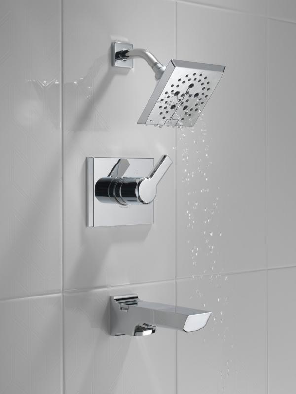 DELTA Pivotal Monitor 14 Series H2OKINETIC Tub and Shower Trim — Lumicoat® Chrome