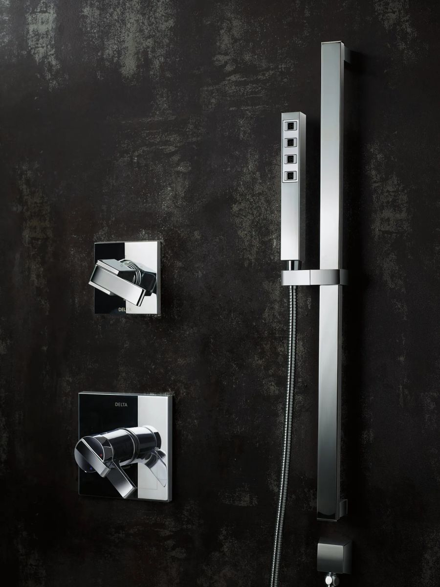 DELTA Ara 6-Setting 3-Port Diverter Trim — Chrome