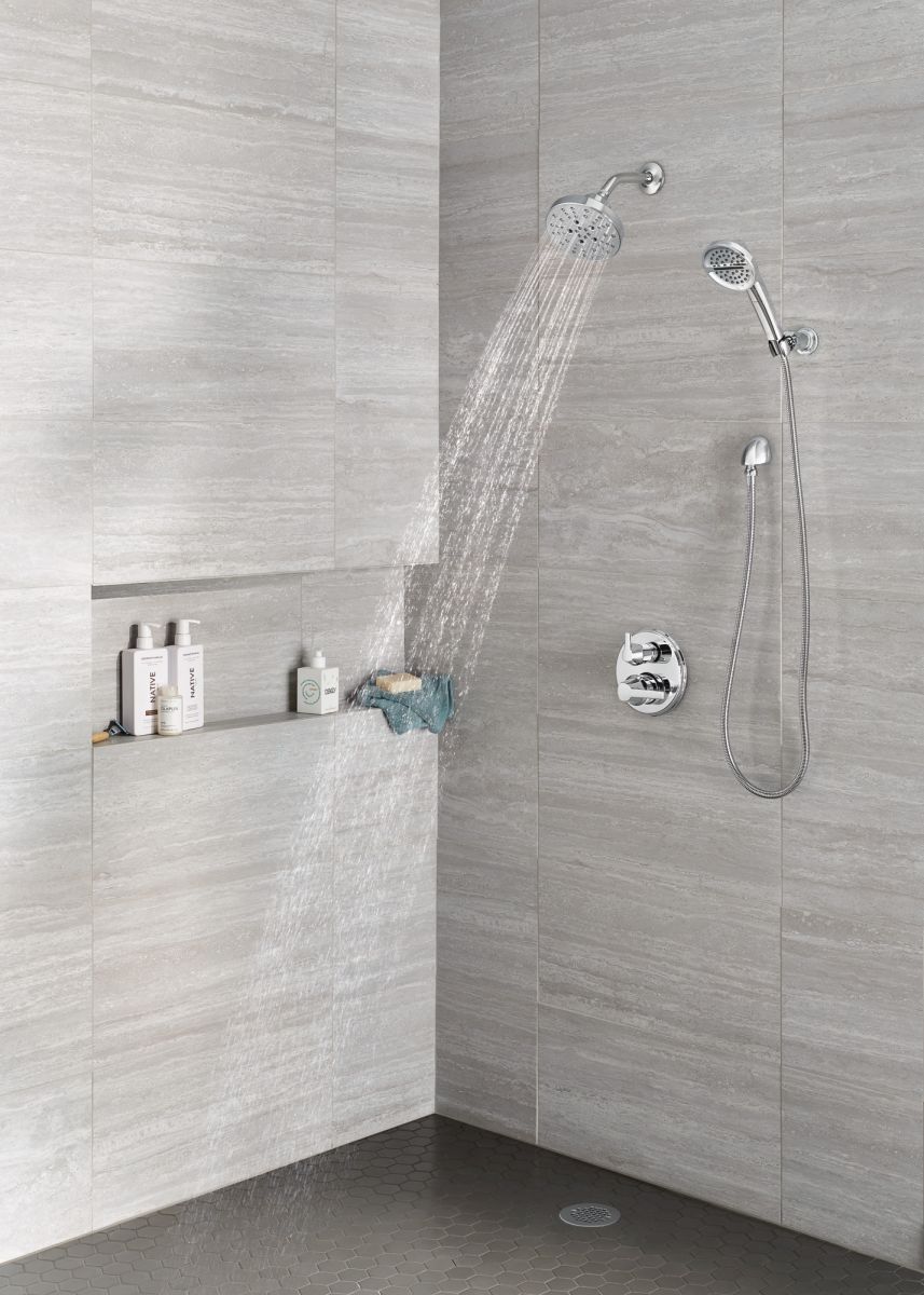 DELTA Universal Showering Components H2OKINETIC 5-Setting Contemporary Raincan Shower Head — Lumicoat® Chrome