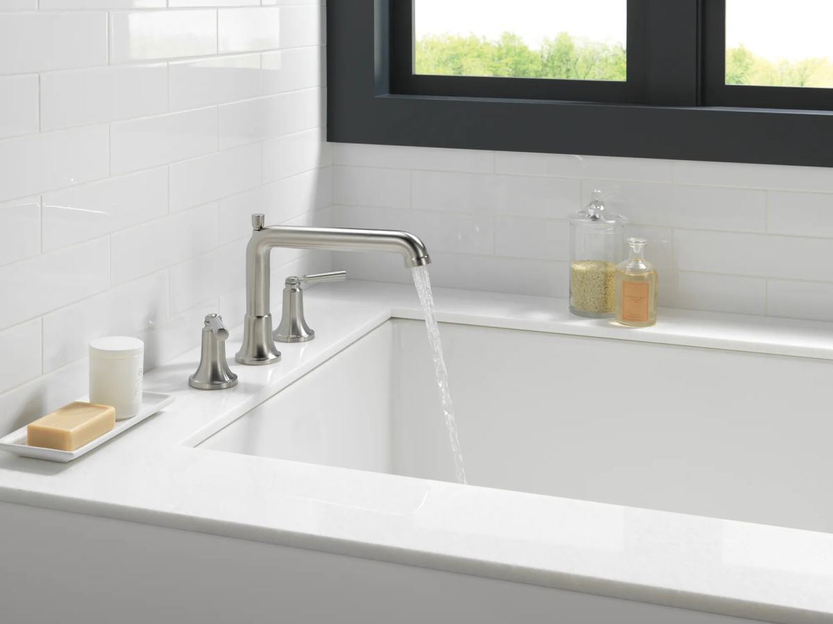 DELTA Saylor Roman Tub Trim — Stainless