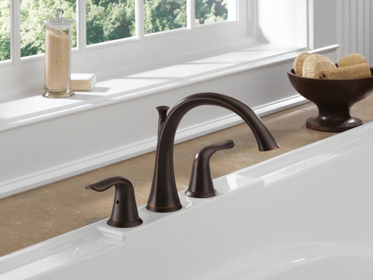 DELTA Lahara Roman Tub Trim — Venetian Bronze