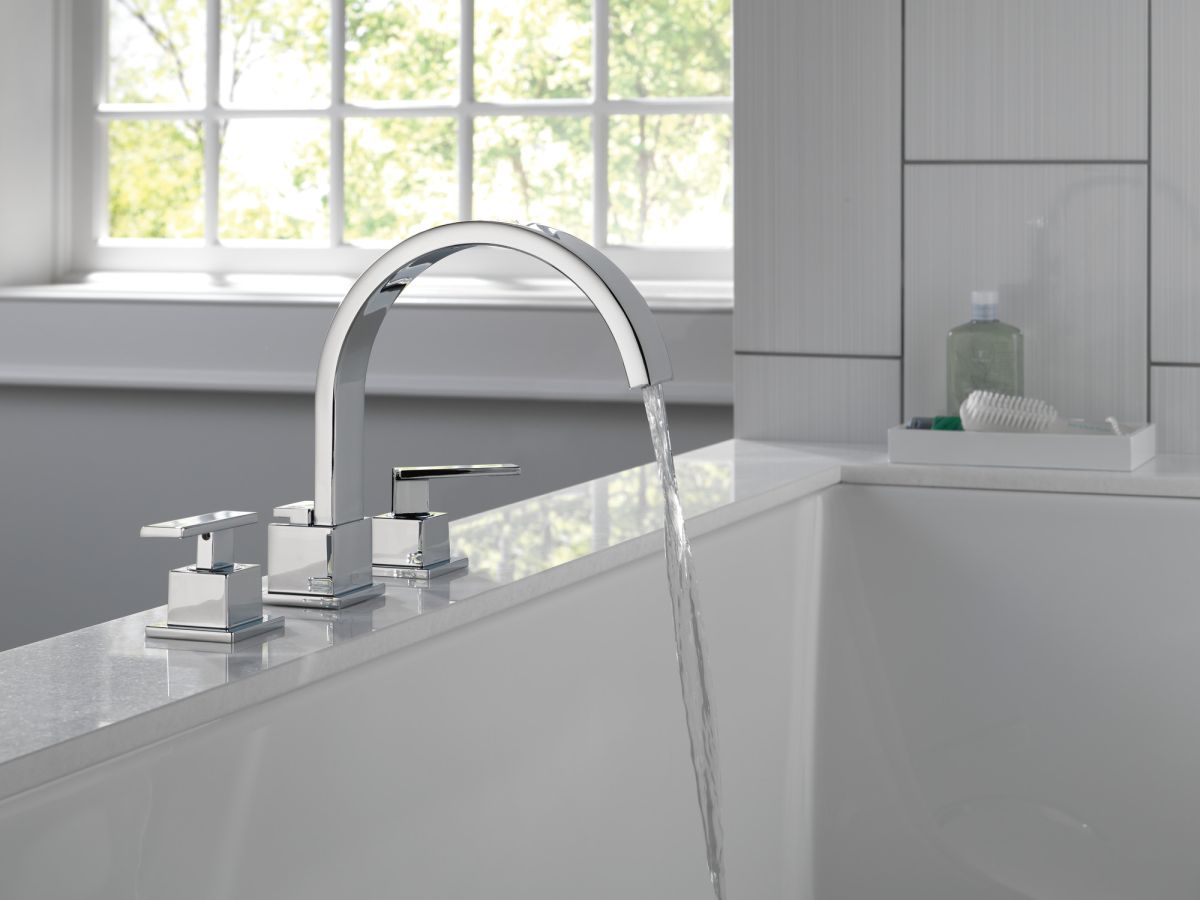 DELTA Vero Roman Tub Trim — Chrome