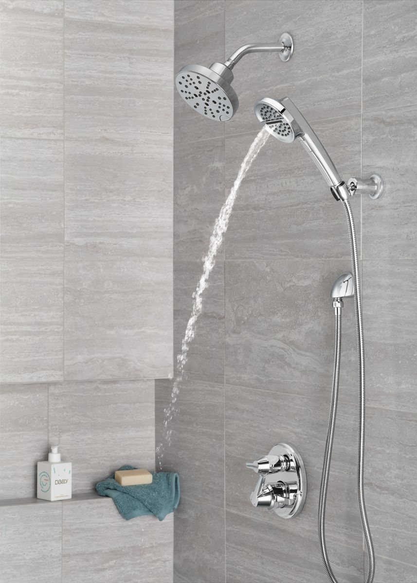 DELTA Universal Showering Components H2OKINETIC 5-Setting Contemporary Raincan Shower Head — Lumicoat® Chrome