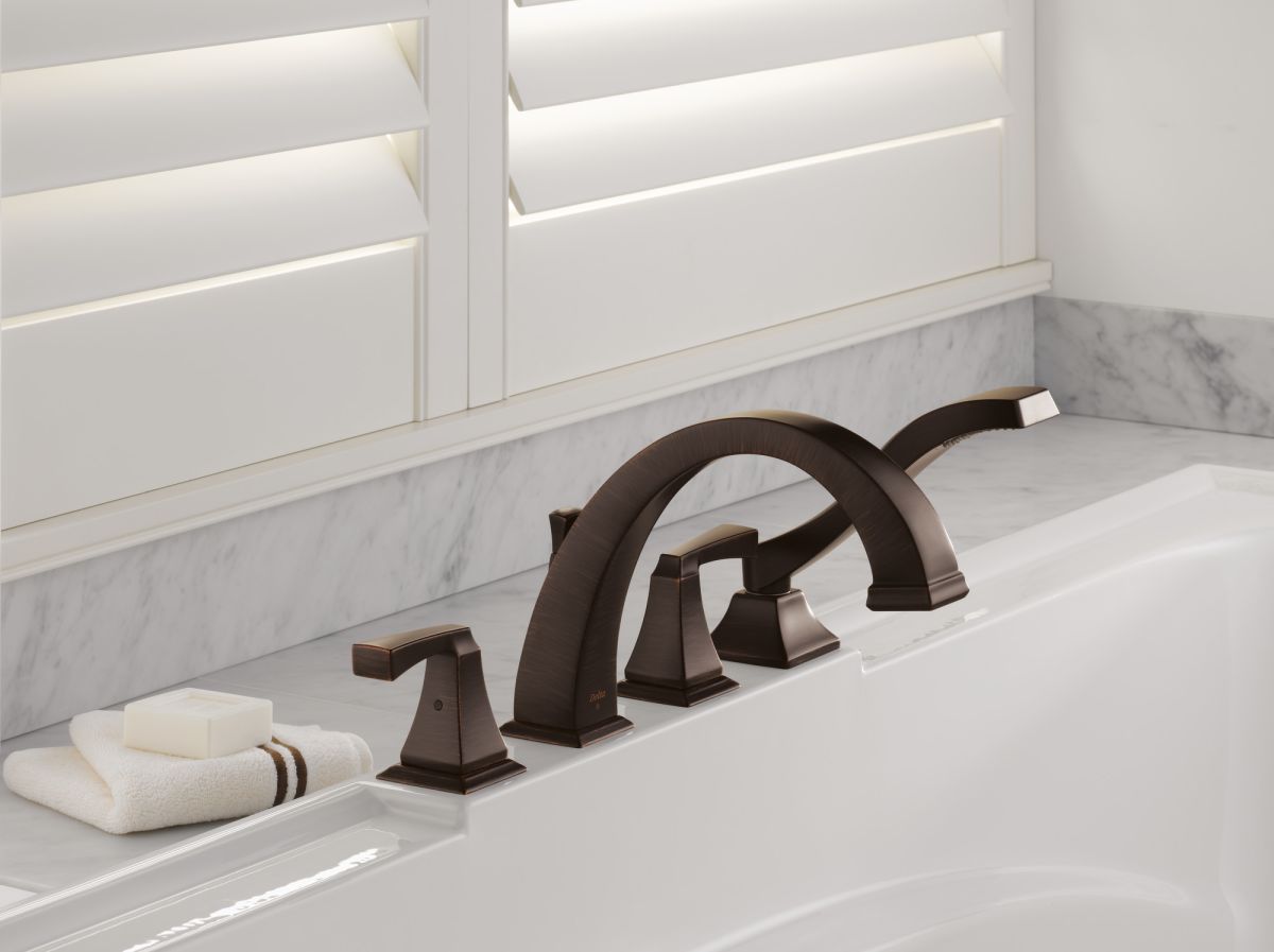 DELTA Dryden Roman Tub with Hand Shower Trim — Venetian Bronze