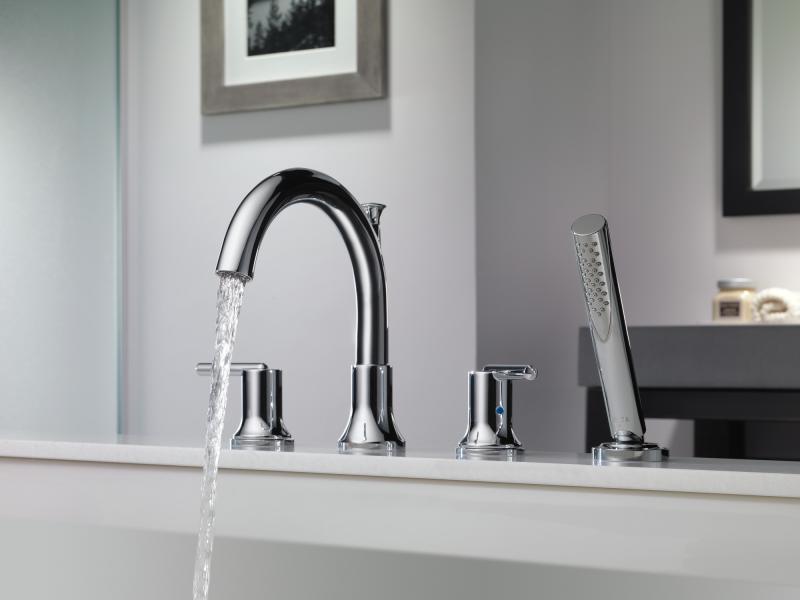 DELTA Trinsic Roman Tub with Hand Shower Trim — Chrome