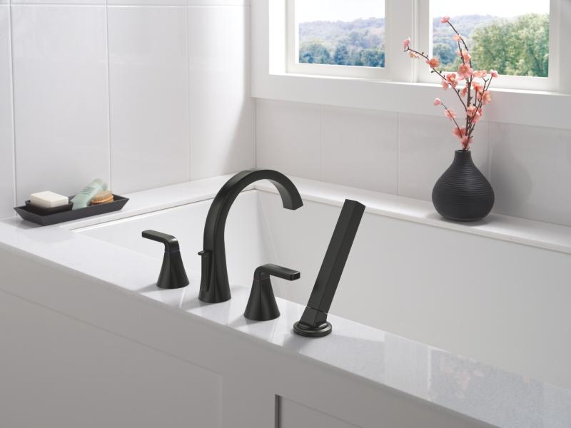 DELTA Lineax Roman Tub Trim with Hand Shower — Matte Black