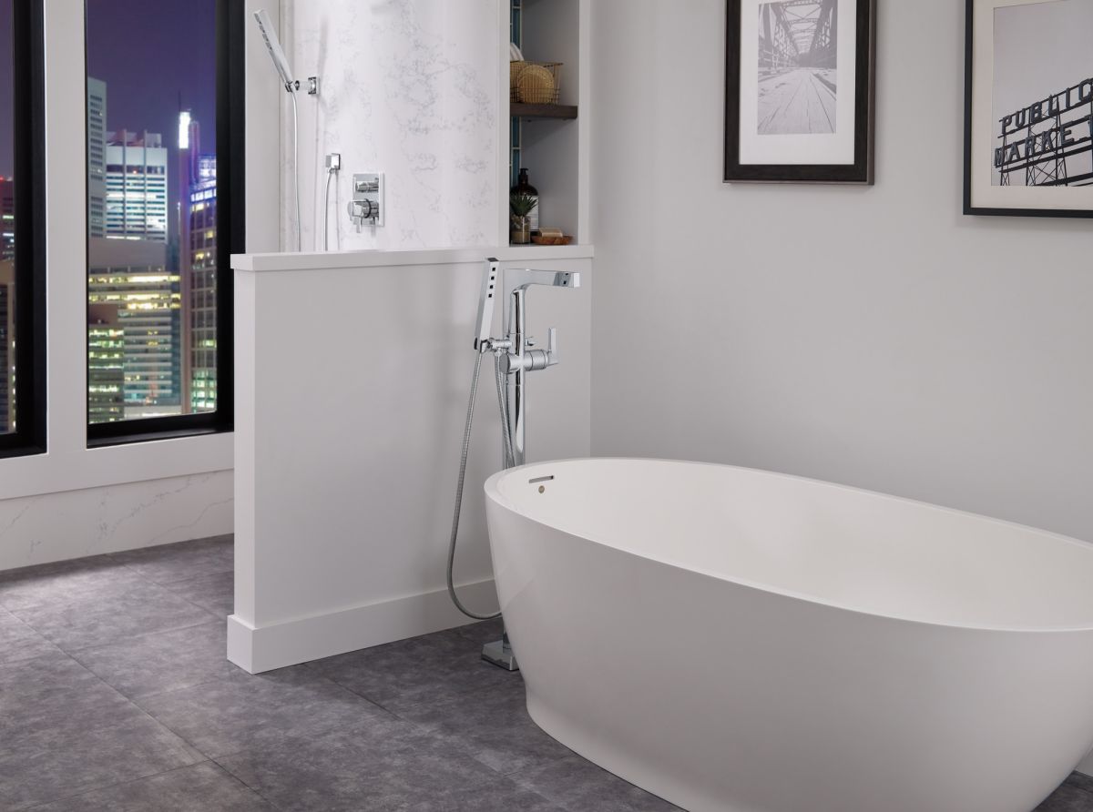 DELTA Zura Single Handle Floor Mount Tub Filler Trim with Hand Shower — Chrome