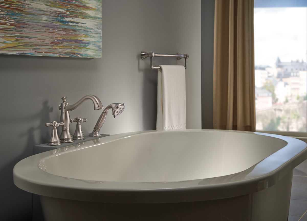 DELTA Cassidy Roman Tub with Hand Shower Trim - Less Handles — Stainless