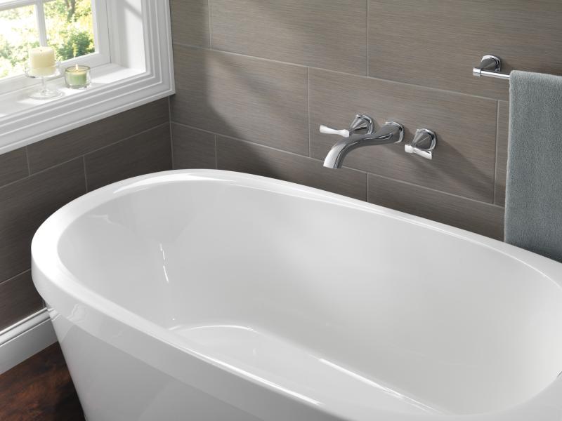 DELTA Stryke 24" Towel Bar — Chrome