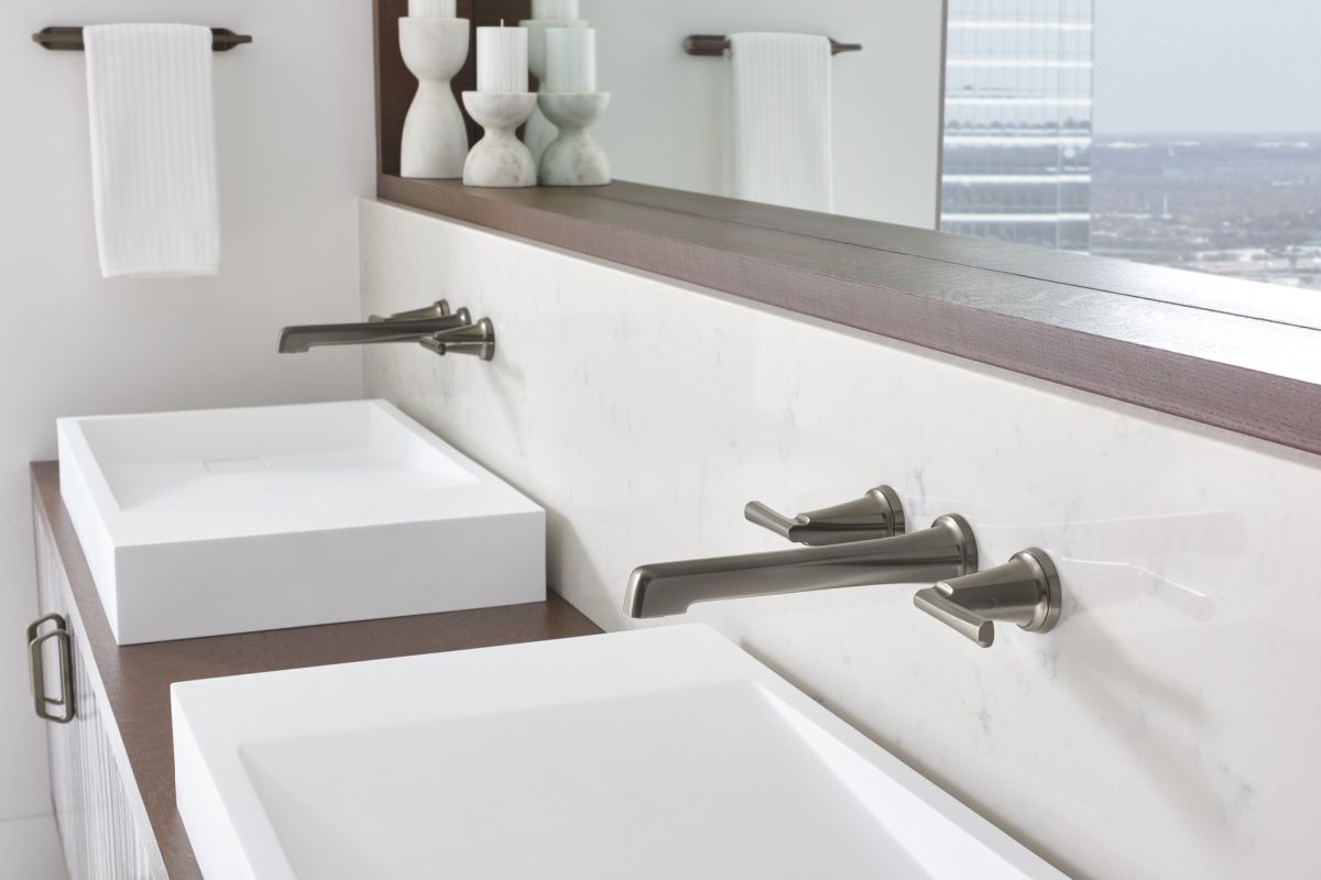 BRIZO Levoir 12" Towel Bar — Luxe Steel