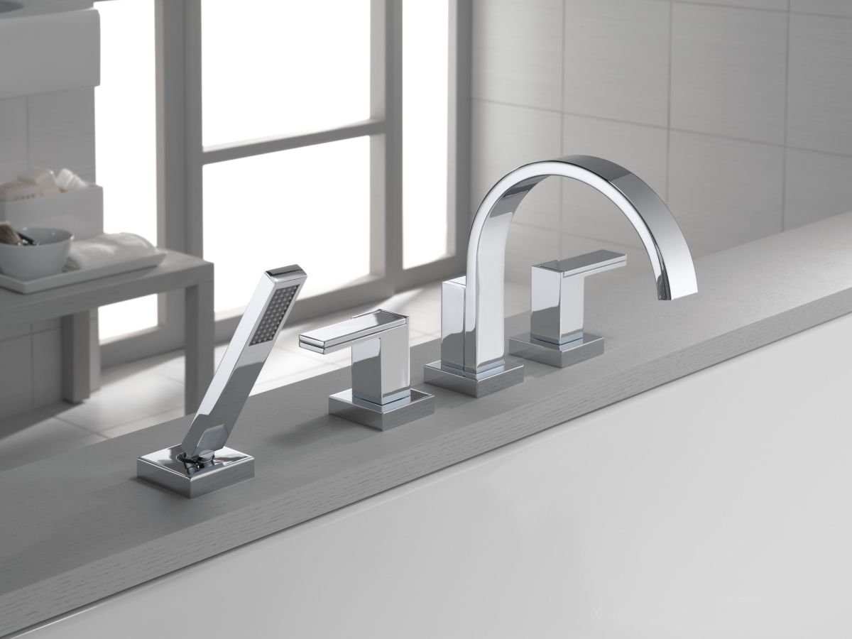 BRIZO Siderna Roman Tub Faucet Lever Handle Kit — Chrome